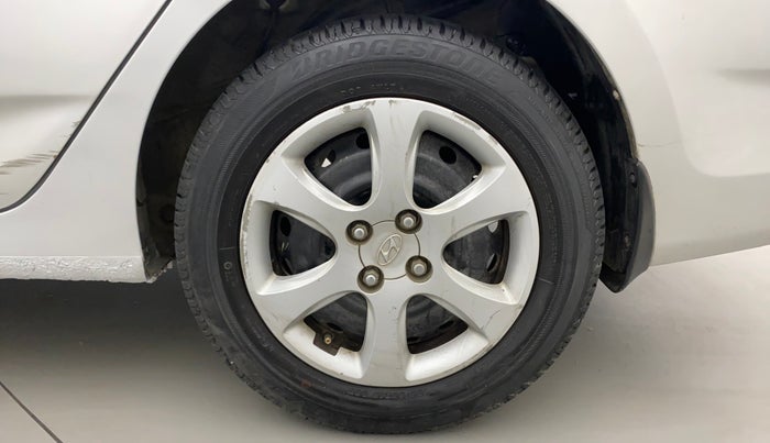 2012 Hyundai Verna FLUIDIC 1.6 VTVT EX, Petrol, Manual, 75,776 km, Left Rear Wheel