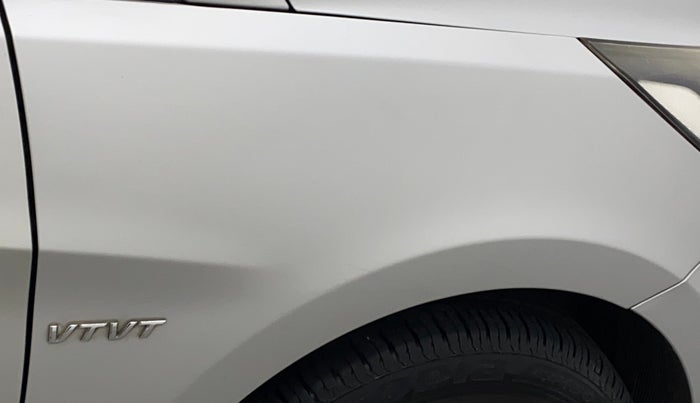2012 Hyundai Verna FLUIDIC 1.6 VTVT EX, Petrol, Manual, 75,776 km, Right fender - Minor scratches