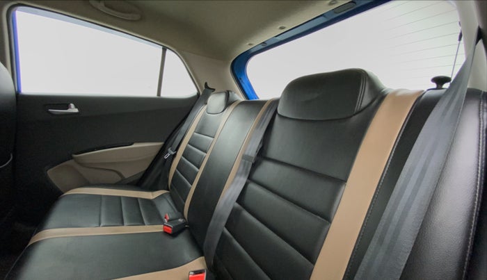 2018 Hyundai Grand i10 SPORTZ AT 1.2 KAPPA VTVT, Petrol, Automatic, 18,804 km, Right Side Rear Door Cabin