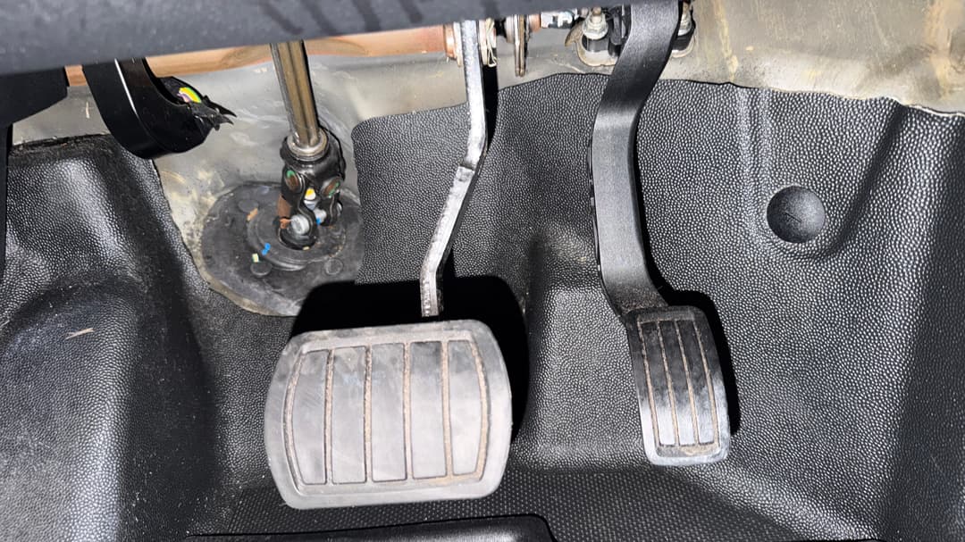 2021 Peugeot Partner Lwb, Automatic, 105226 km, Pedals and Footmat