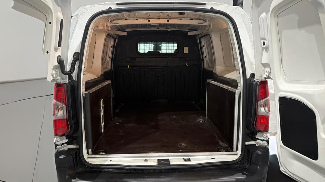 2021 Peugeot Partner Lwb, Automatic, 105226 km, Boot Inside View