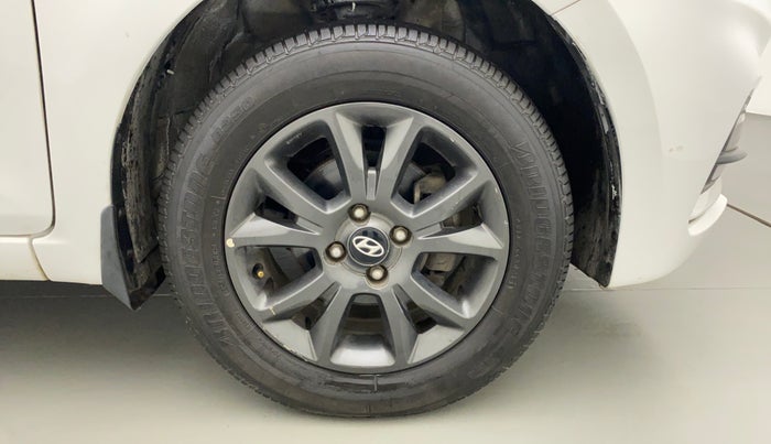 2019 Hyundai Elite i20 SPORTZ PLUS  1.2 CVT, Petrol, Automatic, 31,850 km, Right Front Wheel