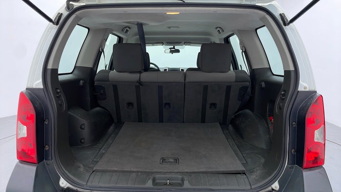 NISSAN X TERRA-Boot Inside View