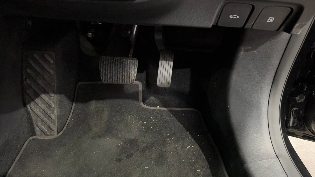 Pedals and Footmat