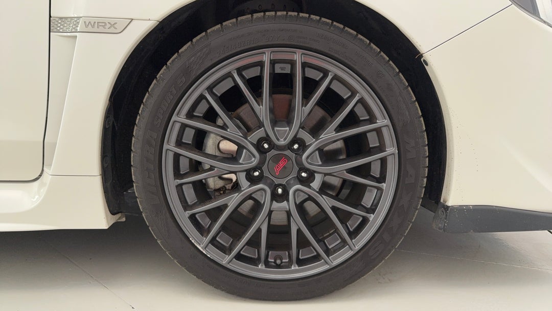 2017 Subaru WRX Premium (AWD), Manual, 127058 km, Right Front Wheel