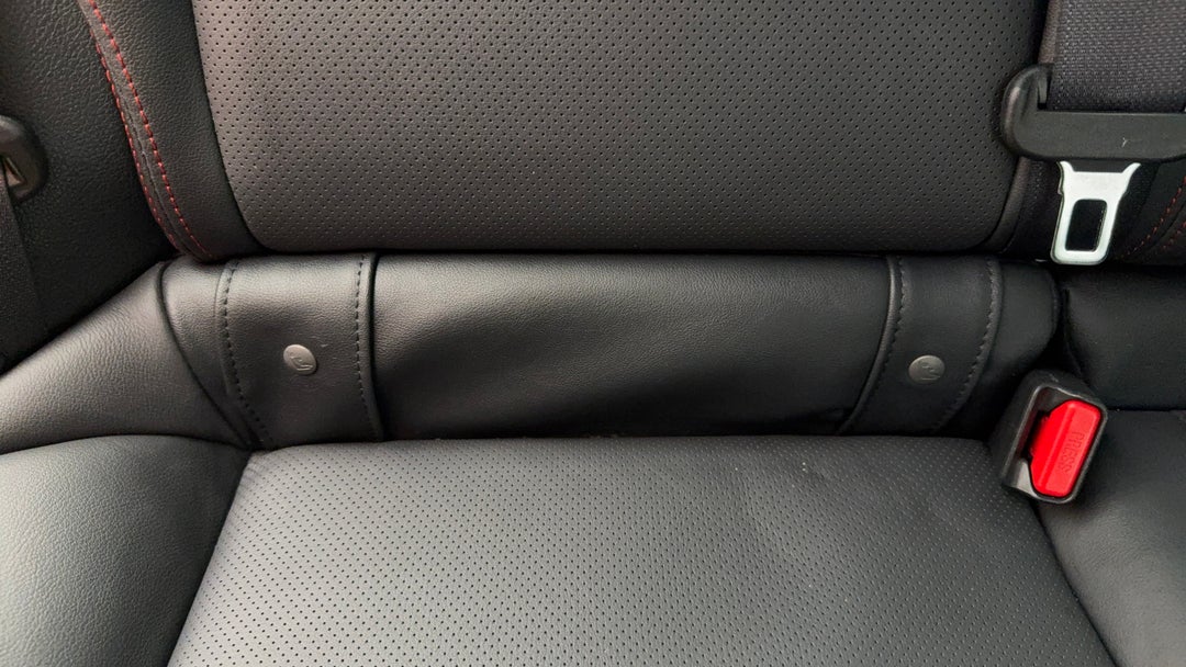 2017 Subaru WRX Premium (AWD), Manual, 127058 km, Child Seat Anchor Points