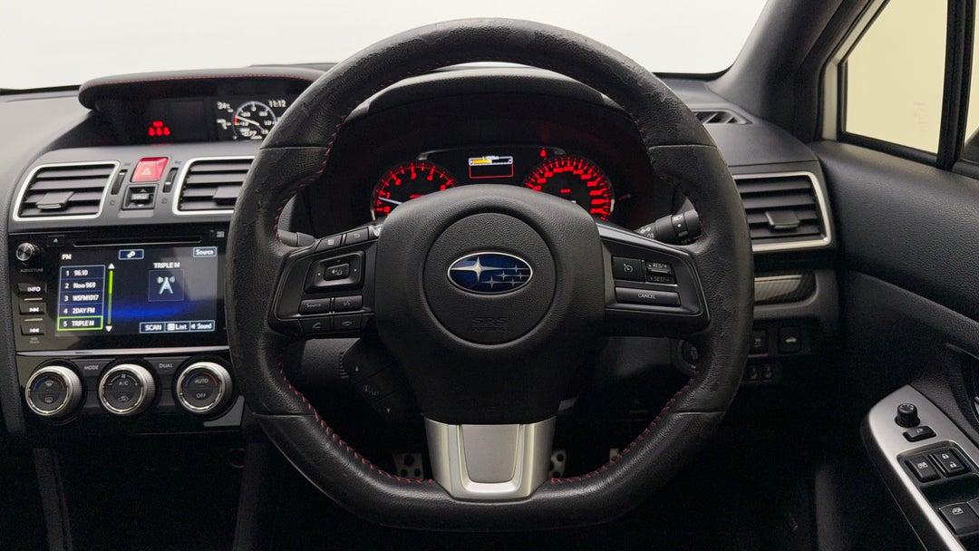 2017 Subaru WRX Premium (AWD), Manual, 127058 km, Steering Wheel Close-up