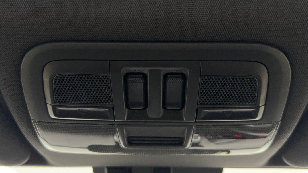 2017 Subaru WRX Premium (AWD), Manual, 127058 km, On-Roof Controls/Sunglass holder