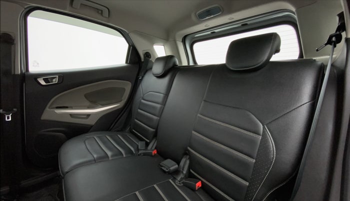 2016 Ford Ecosport 1.5 TREND+ TDCI, Diesel, Manual, 59,604 km, Right Side Rear Door Cabin