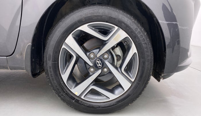 2021 Hyundai AURA SX PLUS 1.2 AMT, Petrol, Automatic, 18,401 km, Right Front Wheel