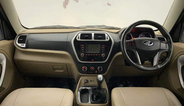 2016 Mahindra TUV300 T8, Diesel, Manual, 75,589 km, Dashboard
