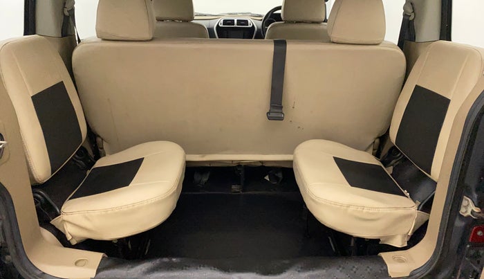 2016 Mahindra TUV300 T8, Diesel, Manual, 75,589 km, Third Seat Row ( optional )