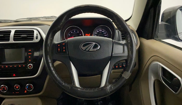2016 Mahindra TUV300 T8, Diesel, Manual, 75,589 km, Steering Wheel Close Up