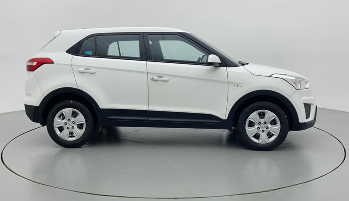 2016 Hyundai Creta BASE 1.6 PETROL, Petrol, Manual, 1,15,873 km, Right Side View