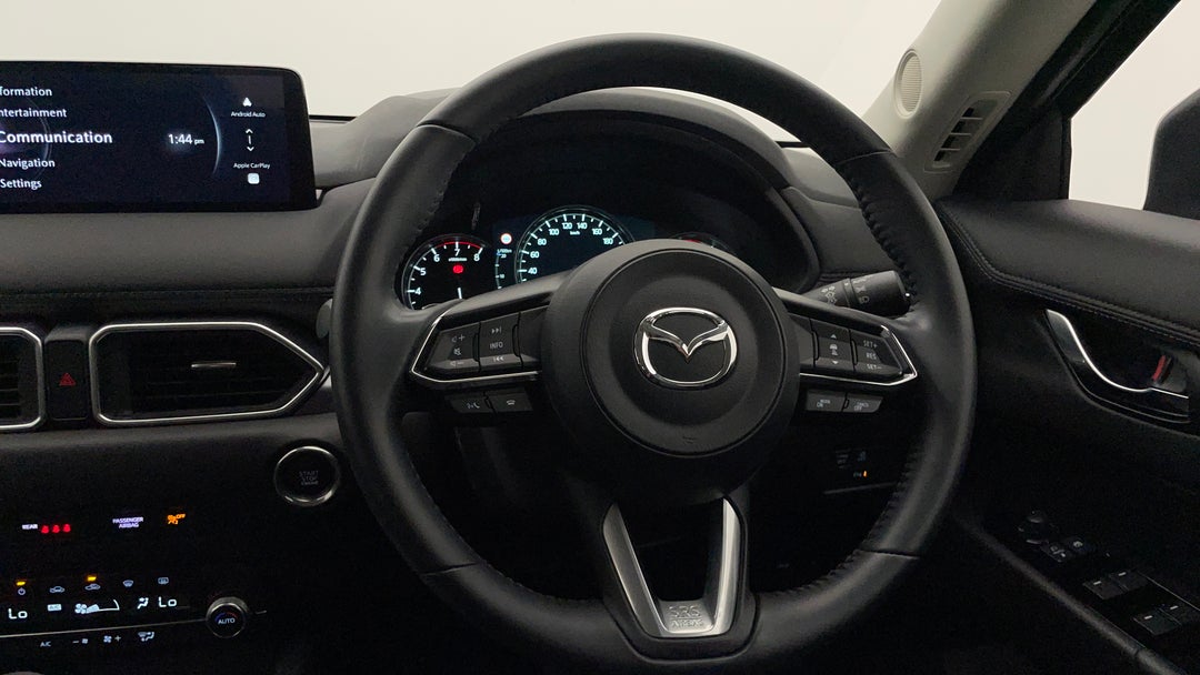 2025 Mazda CX-5 G25 Touring (AWD), Automatic, 5640 km, Steering Wheel Close-up