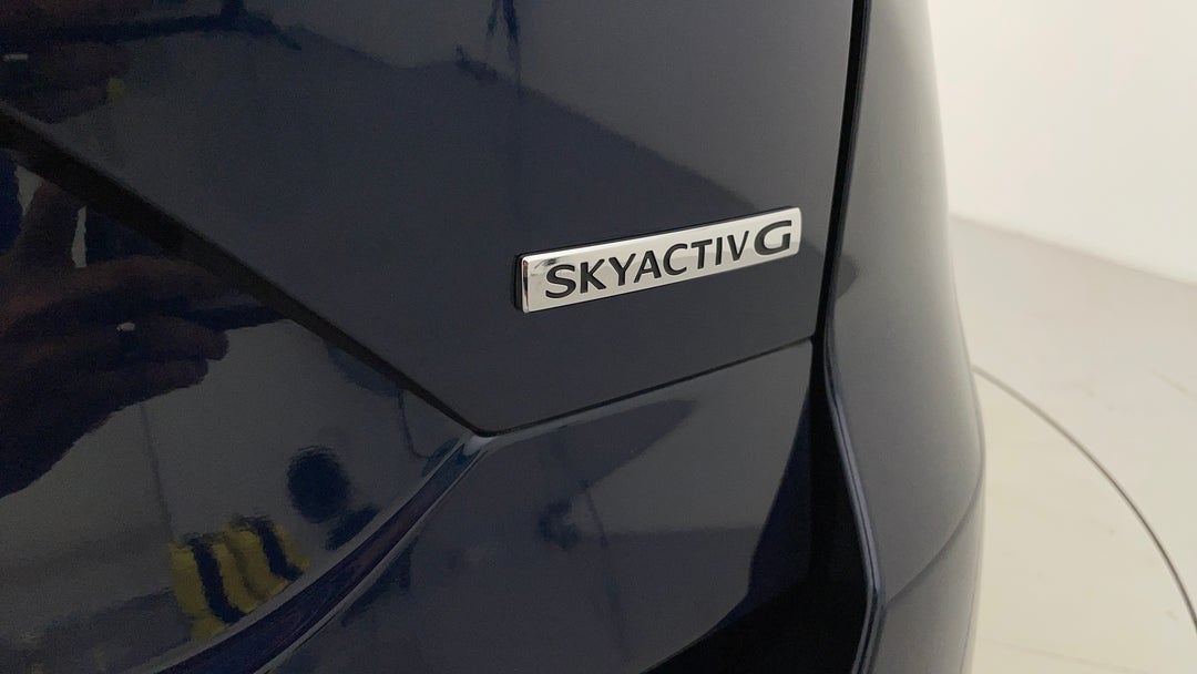 2025 Mazda CX-5 G25 Touring (AWD), Automatic, 5640 km, Badge (Boot Right Side)