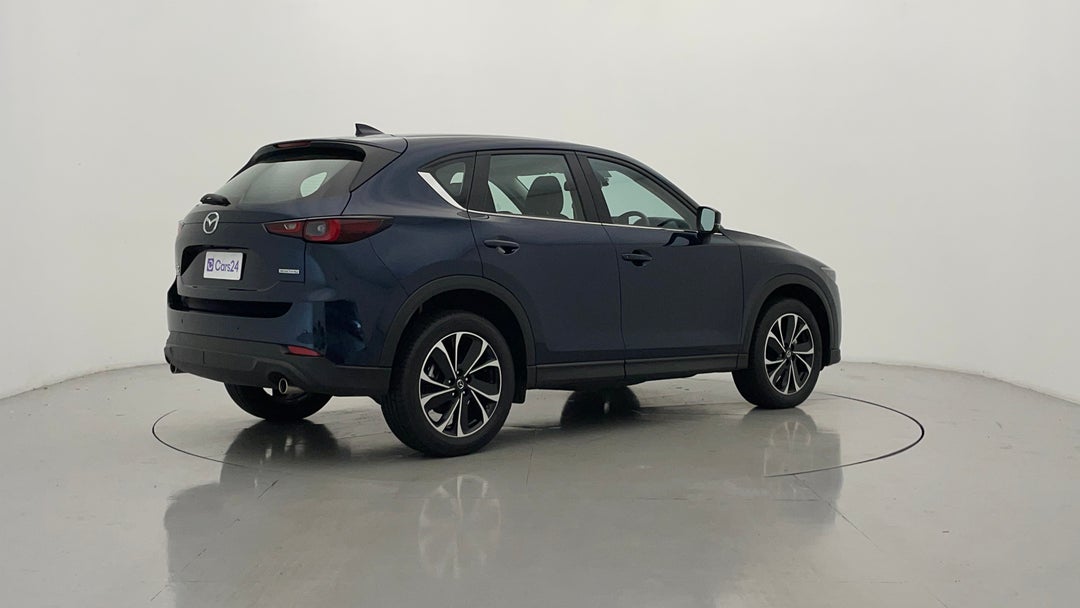 2025 Mazda CX-5 G25 Touring (AWD), Automatic, 5640 km, Right Back Diagonal (45- Degree) View