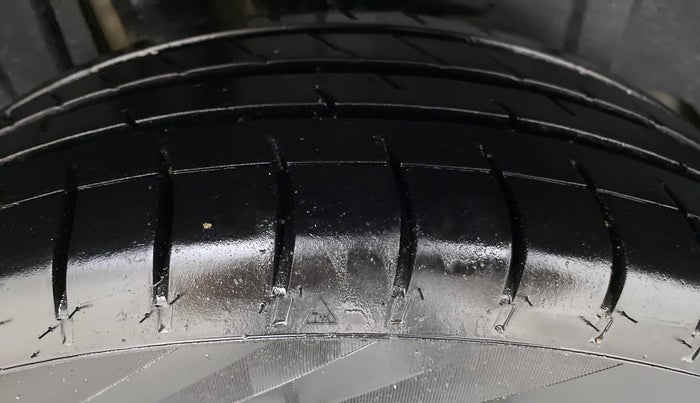 2019 Maruti Ertiga ZDI PLUS 1.5 DIESEL, Diesel, Manual, 98,610 km, Right Rear Tyre Tread