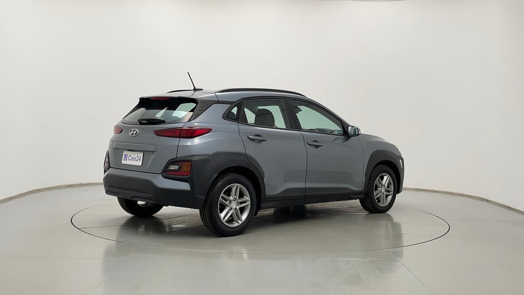 Right Back Diagonal (45- Degree) View