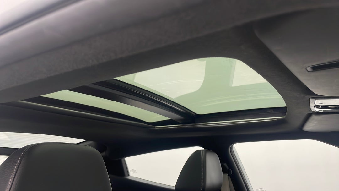 Interior Sunroof/Moonroof