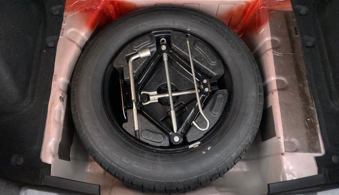 2018 Tata NEXON XZ+ 1.2 DUAL TONE, Petrol, Manual, 43,399 km, Spare Tyre
