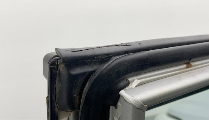 2018 Hyundai Creta 1.4 E PLUS CRDI, Diesel, Manual, 51,258 km, Front passenger door - Beading has minor damage
