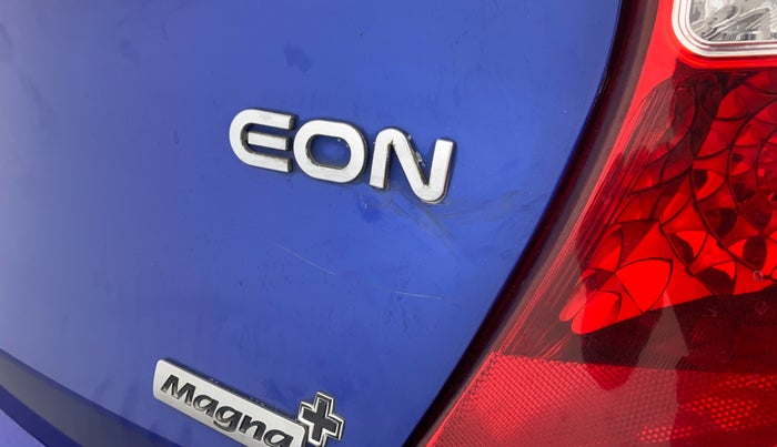 2015 Hyundai Eon MAGNA PLUS, Petrol, Manual, 58,087 km, Dicky (Boot door) - Slightly dented