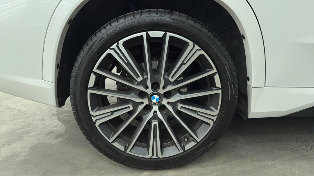 2023 BMW X1 xDrive20i M Sport, Automatic, 55868 km, Right Rear Wheel