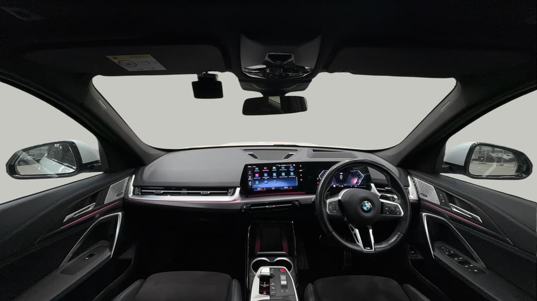 2023 BMW X1 xDrive20i M Sport, Automatic, 55868 km, Dashboard View