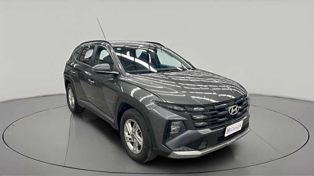 2025 Hyundai Tucson (FWD), Automatic, 20451 km, Right Front Diagonal (45- Degree) View