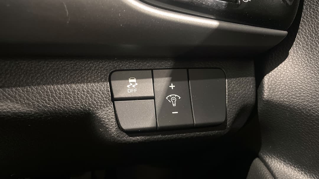 2022 Kia Rio Sx, Automatic, 41399 km, Utility Switches/Buttons