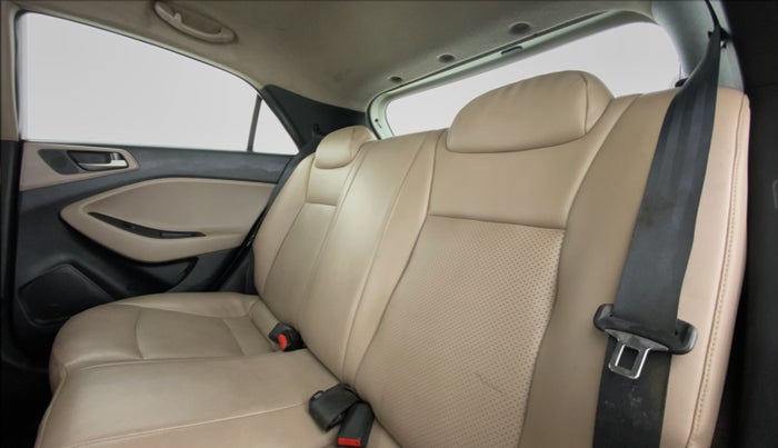 2014 Hyundai Elite i20 SPORTZ 1.2, Petrol, Manual, 74,012 km, Right Side Rear Door Cabin