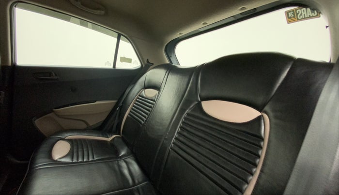 2015 Hyundai Grand i10 MAGNA 1.2 KAPPA VTVT, Petrol, Manual, 28,053 km, Right Side Rear Door Cabin
