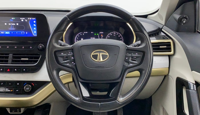 2022 Tata Safari XZA PLUS GOLD, Diesel, Automatic, 48,686 km, Steering Wheel Close Up