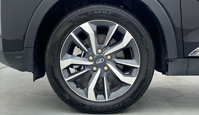 2021 Mahindra XUV300 1.2 W8 OPT, Petrol, Manual, 10,767 km, Left Front Wheel