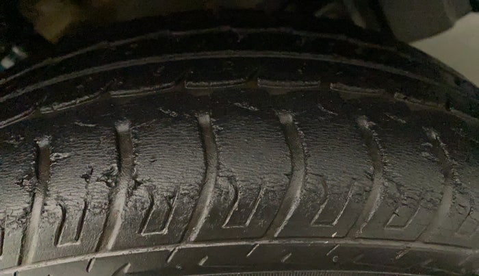 2017 Maruti Wagon R 1.0 VXI, Petrol, Manual, 19,020 km, Left Rear Tyre Tread