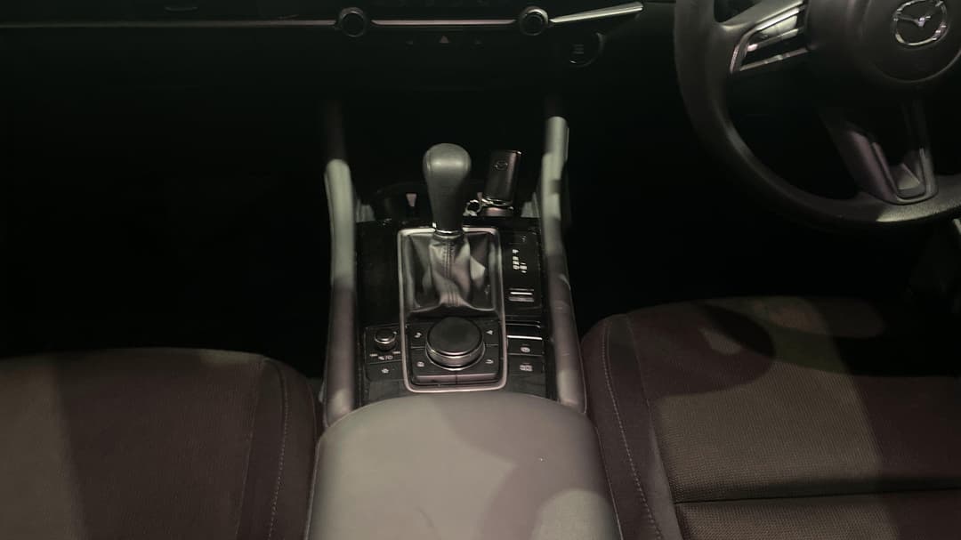 2019 Mazda Mazda3 G20 Pure, Automatic, 43845 km, Center Console