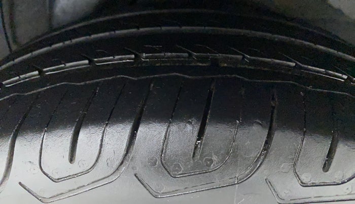 2012 Hyundai i20 SPORTZ 1.2, Petrol, Manual, 81,496 km, Left Rear Tyre Tread
