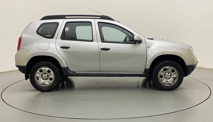 2015 Renault Duster RXL PETROL, Petrol, Manual, 67,850 km, Right Side View