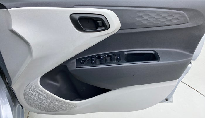 2021 Hyundai GRAND I10 NIOS MAGNA 1.2 MT, Petrol, Manual, 10,128 km, Driver Side Door Panels Control
