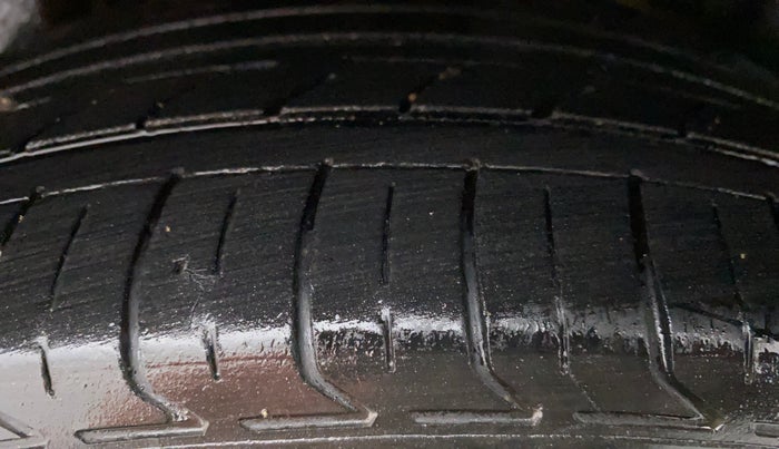 2019 Hyundai Creta SX AT 1.6 DIESEL, Diesel, Automatic, 93,842 km, Left Rear Tyre Tread