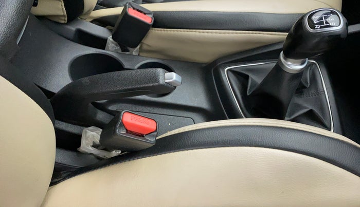 2019 Hyundai Elite i20 ASTA 1.2 (O), Petrol, Manual, 59,713 km, Gear Lever