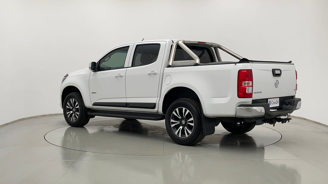 Left Back Diagonal (45- Degree) View