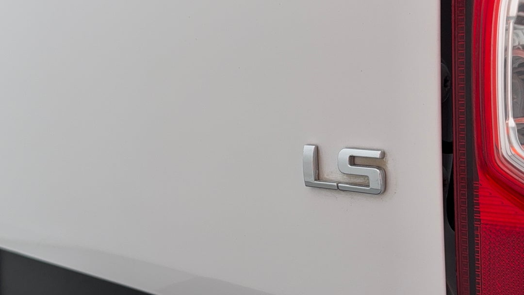 Badge (Boot Right Side)