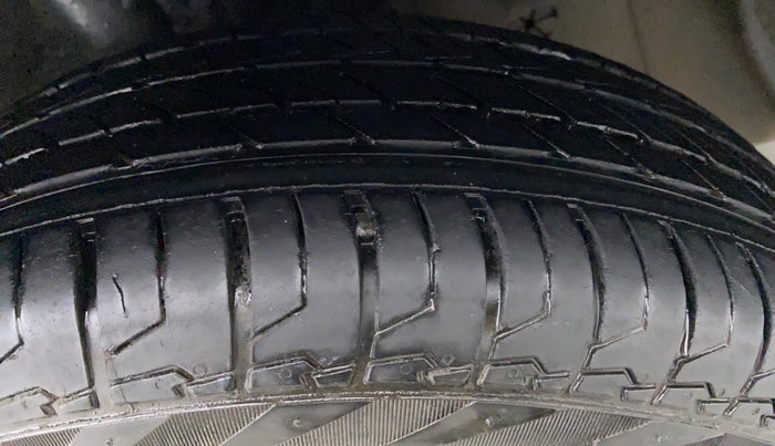 2014 Honda Amaze 1.2 SMT I VTEC, Petrol, Manual, 37,511 km, Left Front Tyre Tread