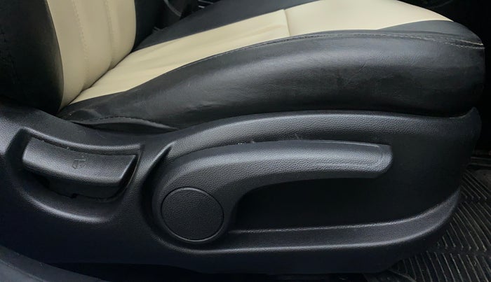 2019 Hyundai Elite i20 1.2 SPORTS PLUS VTVT, Petrol, Manual, 16,379 km, Driver Side Adjustment Panel