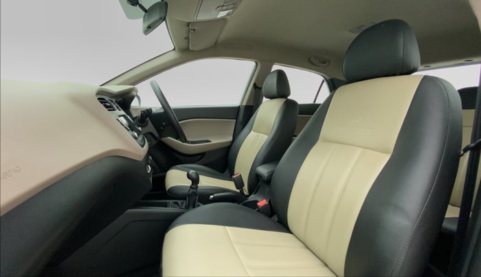 2019 Hyundai Elite i20 1.2 SPORTS PLUS VTVT, Petrol, Manual, 16,379 km, Right Side Front Door Cabin