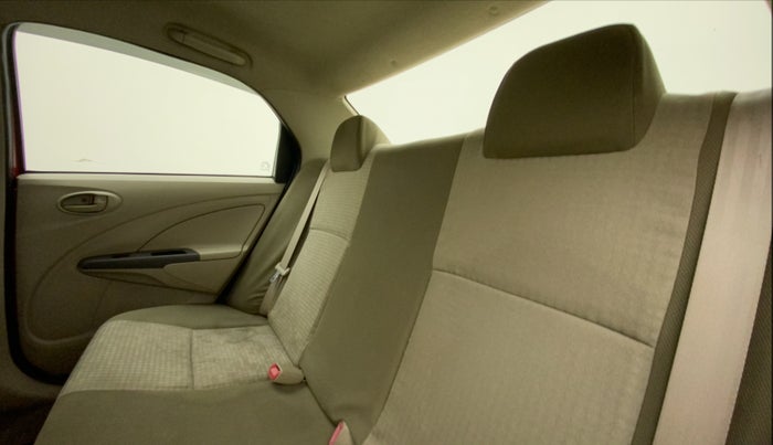 2014 Toyota Etios G, Petrol, Manual, 76,413 km, Right Side Rear Door Cabin