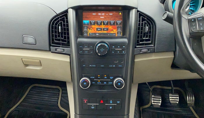 2016 Mahindra XUV500 W10, Diesel, Manual, 42,916 km, Air Conditioner