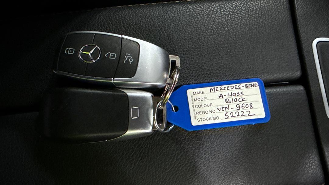 2019 Mercedes-benz A200 A200, Automatic, 43519 km, Key Close-up